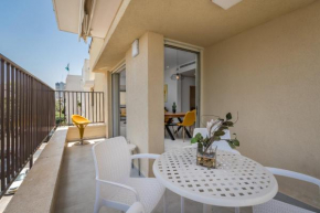 Superbe Apt avec terrasse Gordon Beach
